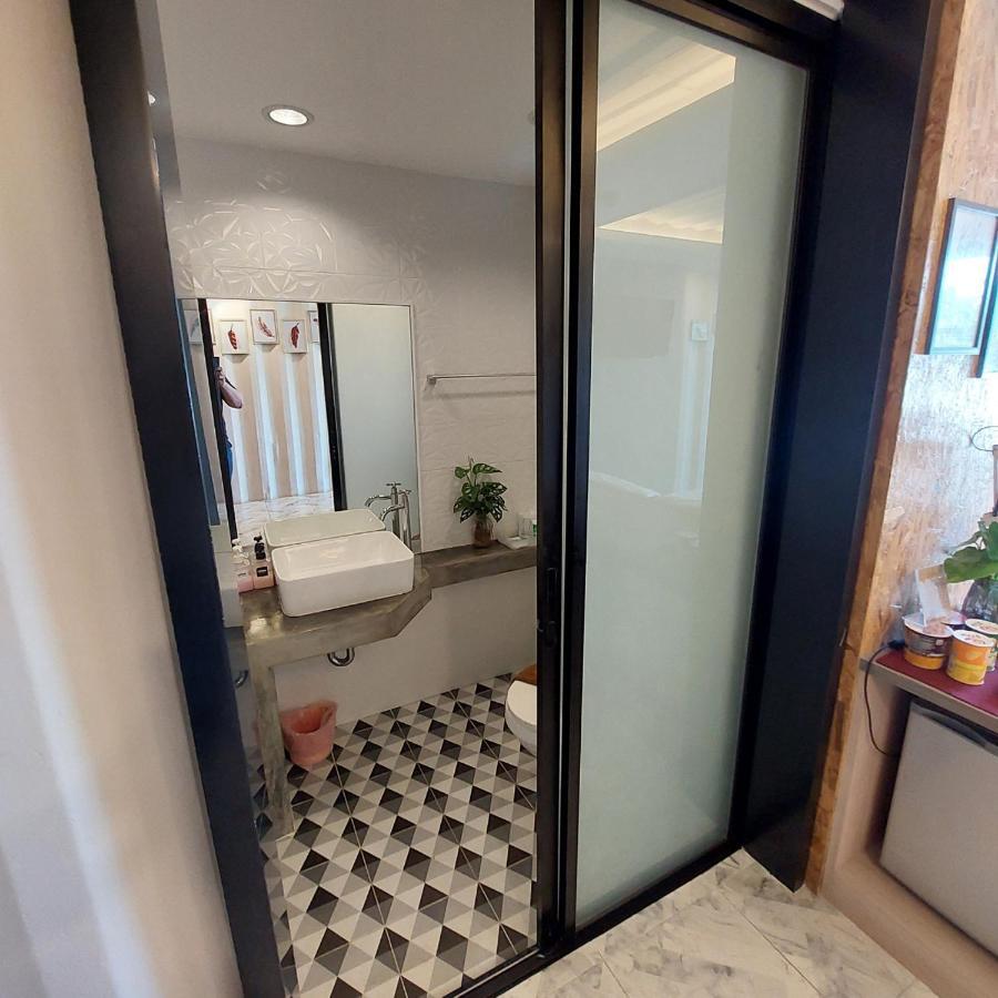 Kipbox Hotel Trang Bagian luar foto