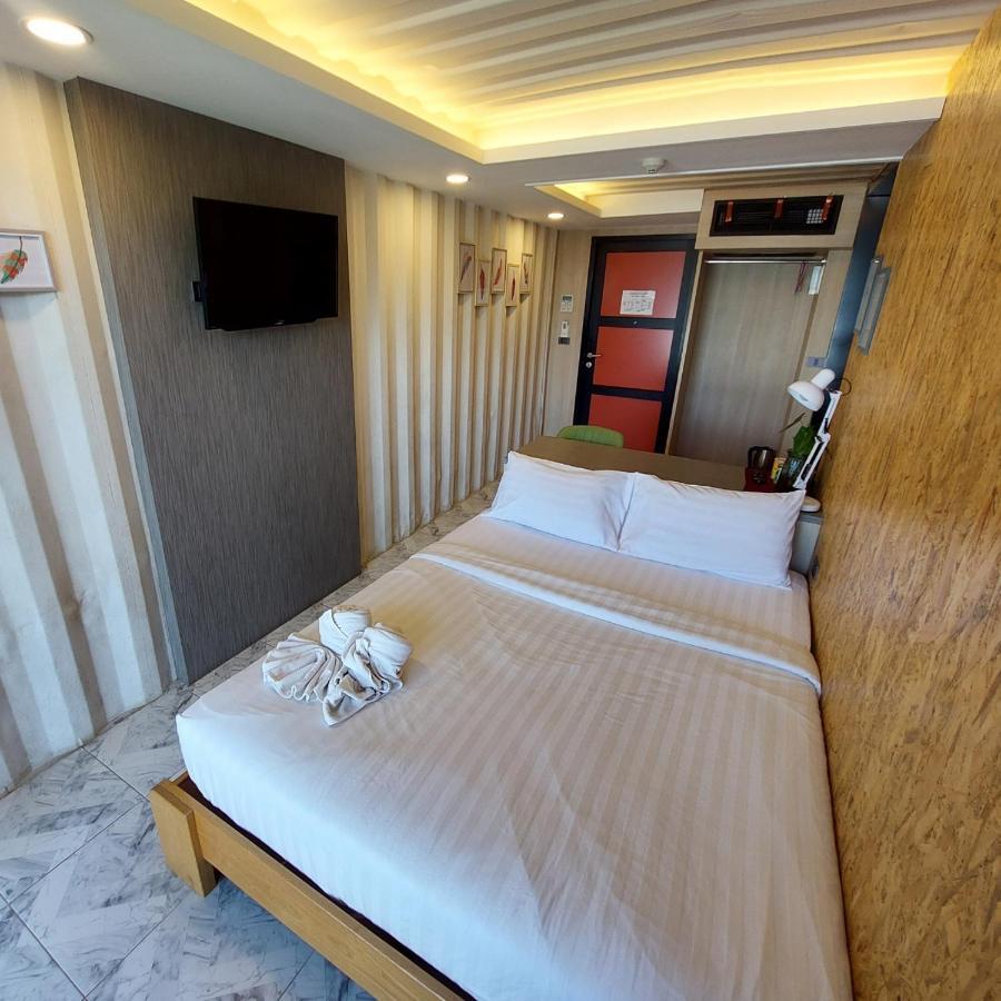 Kipbox Hotel Trang Bagian luar foto