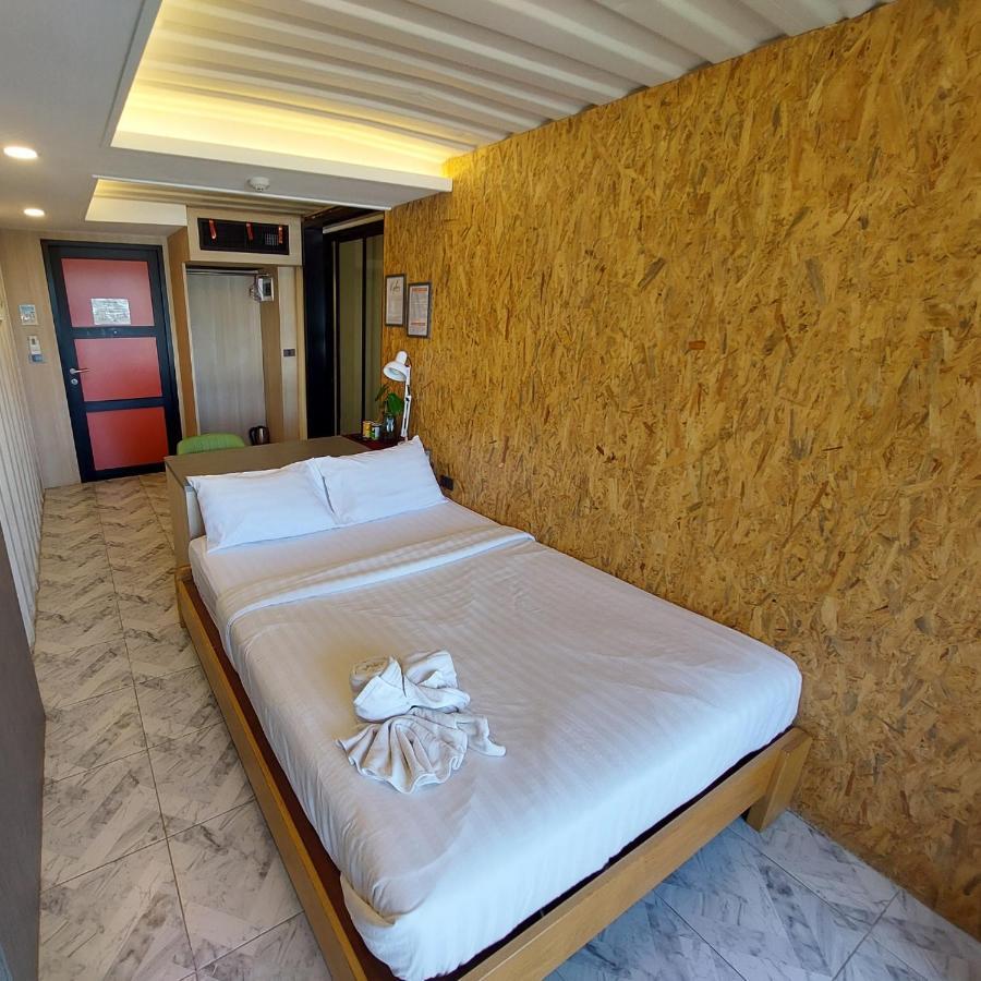 Kipbox Hotel Trang Bagian luar foto