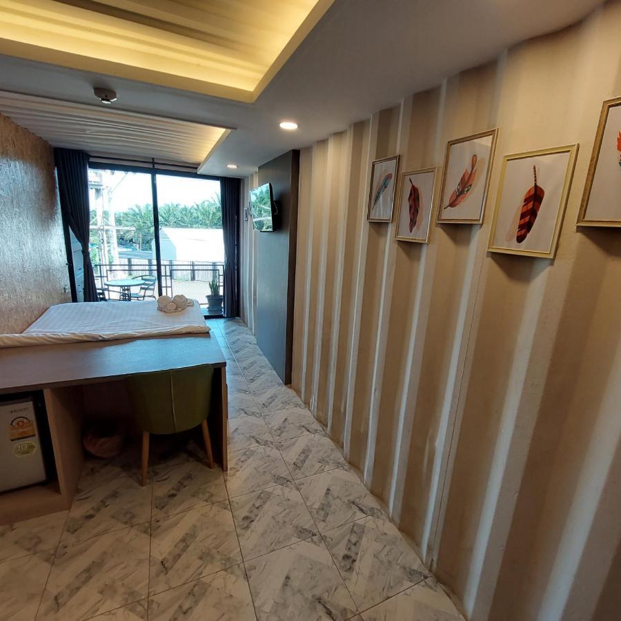Kipbox Hotel Trang Bagian luar foto