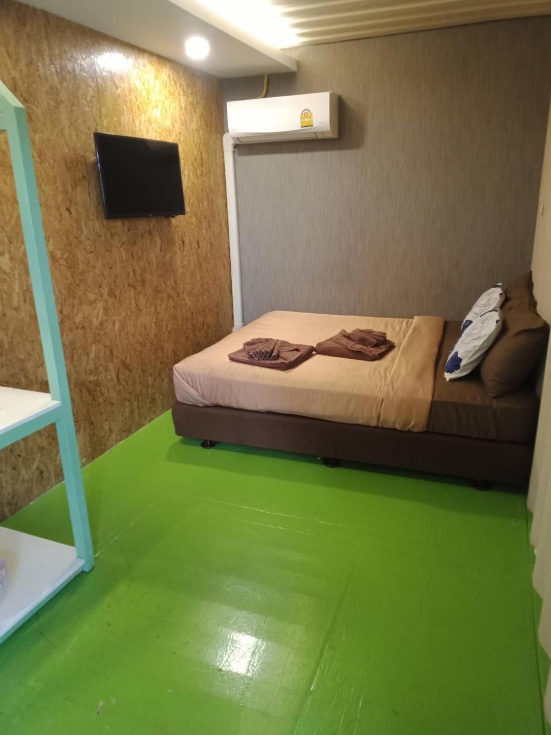 Kipbox Hotel Trang Bagian luar foto