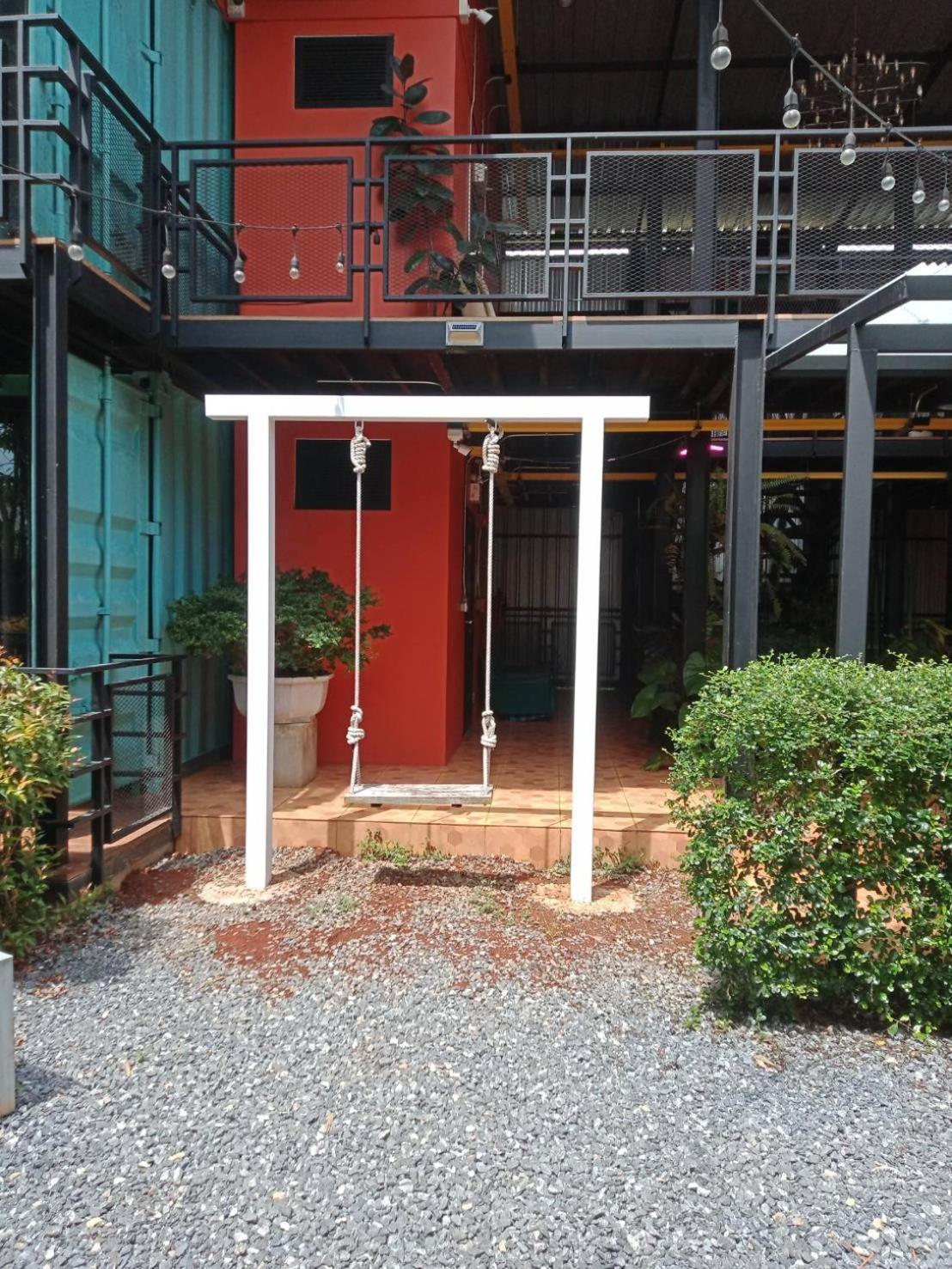 Kipbox Hotel Trang Bagian luar foto